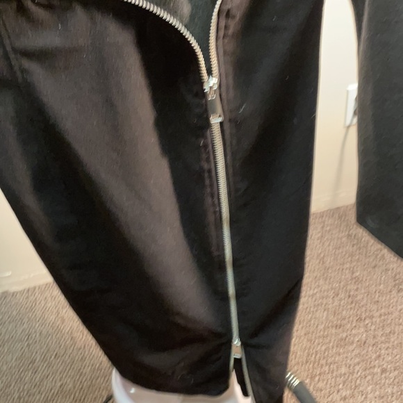 G I L L  dark charcoal grey thermal knit dress - Picture 4 of 6